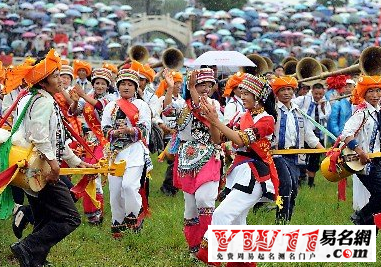 彝族的传统节日,彝族风俗习惯大全